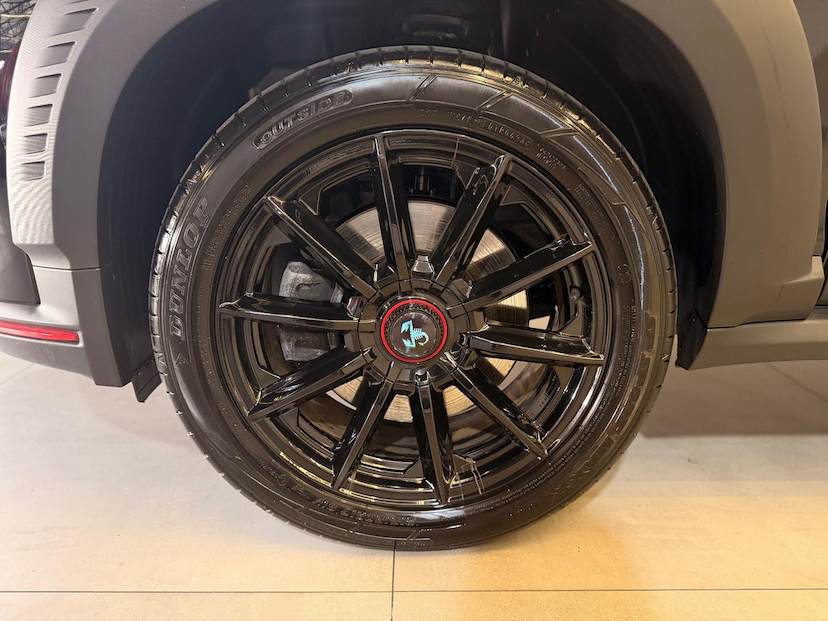 Foto do veículo FIAT PULSE  ABARTH 270 2024 16.623 KM 128.900,00