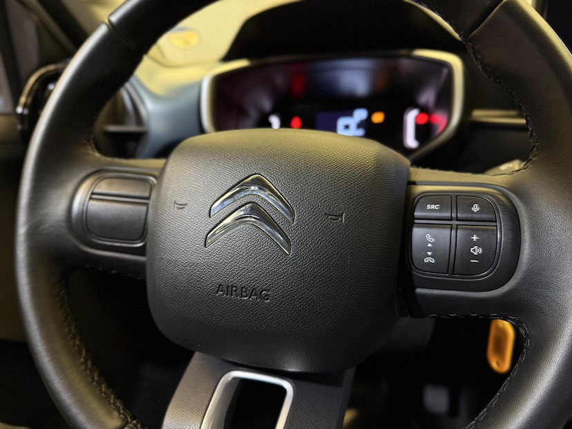 Foto do veículo CITROËN C3  YOU! 1.0 FLEX TURBO 200 AUT. 2025 9.662 KM 94.900,00