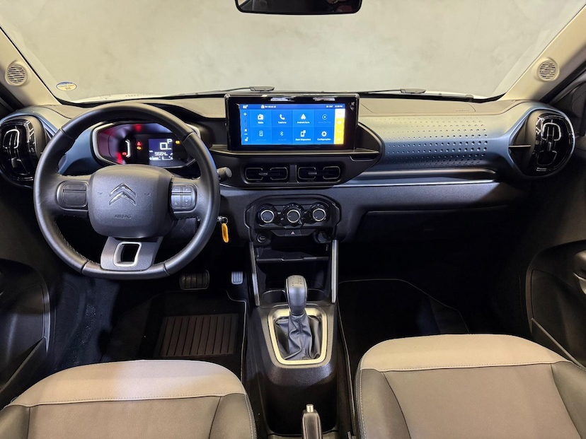 Foto do veículo CITROËN C3  YOU! 1.0 FLEX TURBO 200 AUT. 2025 9.662 KM 94.900,00