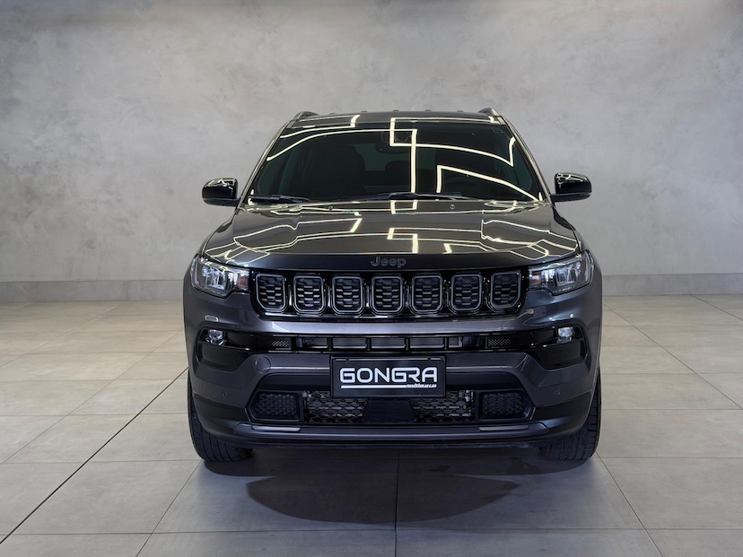 Foto do veículo JEEP COMPASS  LONG. NIG. EAGLE 1.3 4X2 FLEX AUT. 2025 12.203 KM 168.900,00