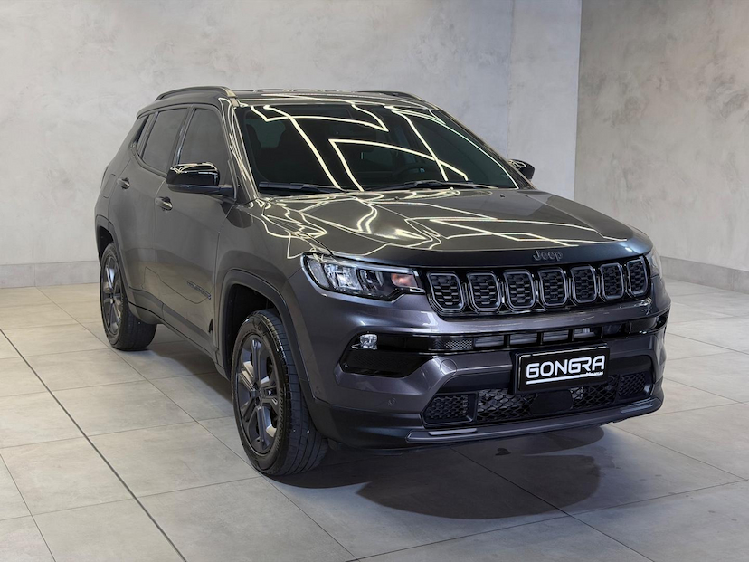 Foto do veículo JEEP COMPASS  LONG. NIG. EAGLE 1.3 4X2 FLEX AUT. 2025 12.203 KM 168.900,00