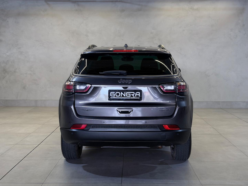 Foto do veículo JEEP COMPASS  LONG. NIG. EAGLE 1.3 4X2 FLEX AUT. 2025 12.203 KM 168.900,00