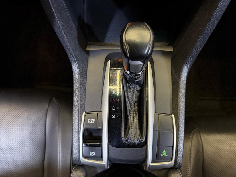 Foto do veículo HONDA CIVIC  2.0 16V FLEXONE  EX CVT 2017 122.125 KM 105.900,00