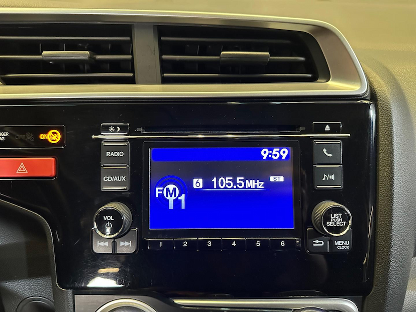 Foto do veículo HONDA FIT  EX CVT 2016 66.200 KM 78.900,00