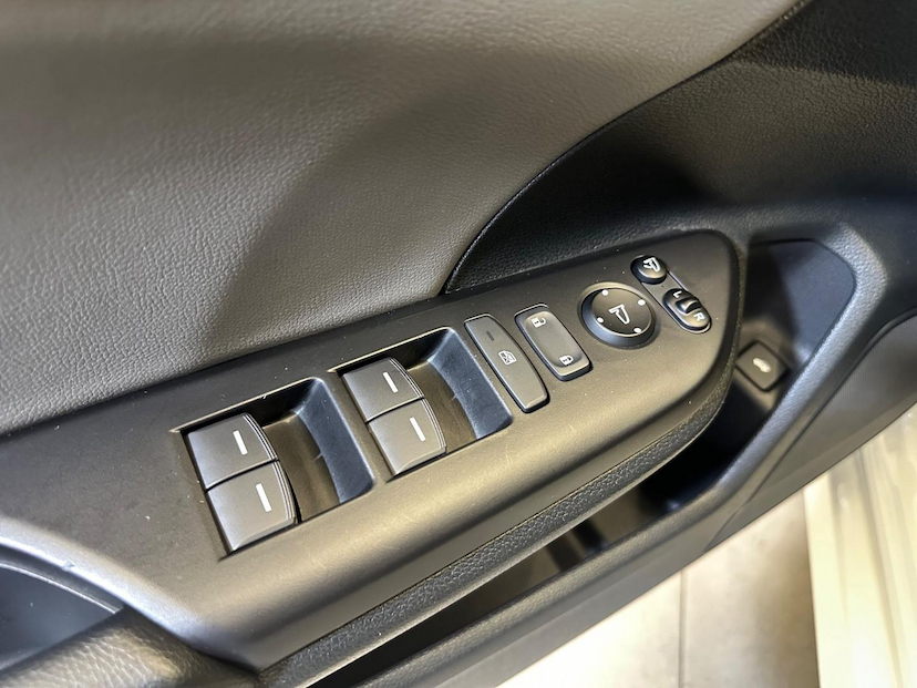 Foto do veículo HONDA CIVIC  EXL CVT 2020 53.300 KM 129.900,00