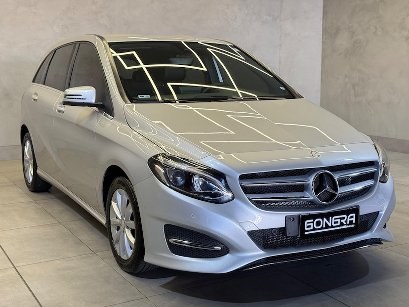 Foto do veículo MERCEDES-BENZ B 200 B200FF 2017 71.191 KM 84.900,00