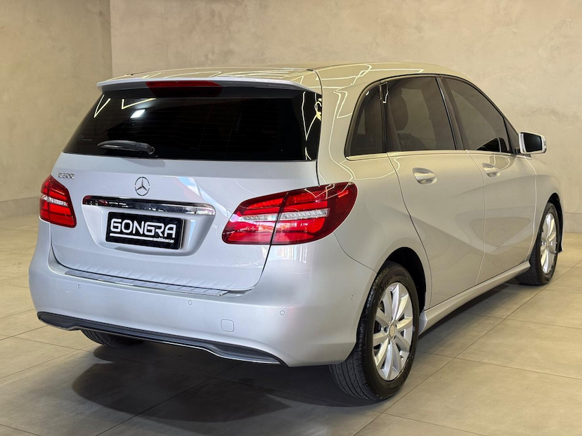Foto do veículo MERCEDES-BENZ B 200 B200FF 2017 71.191 KM 84.900,00