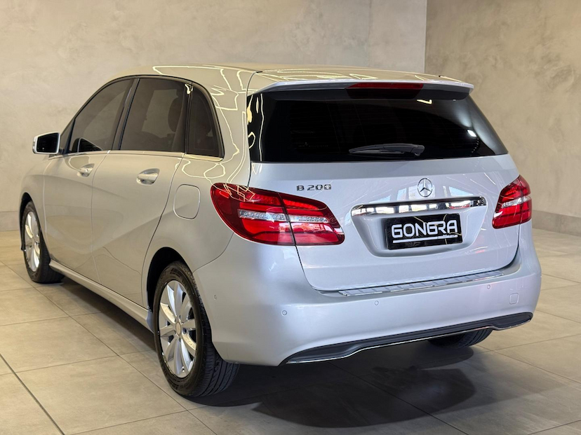 Foto do veículo MERCEDES-BENZ B 200 B200FF 2017 71.191 KM 84.900,00