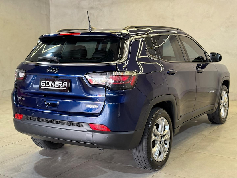 Foto do veículo JEEP COMPASS  LONG TF 2022 30.304 KM 130.900,00
