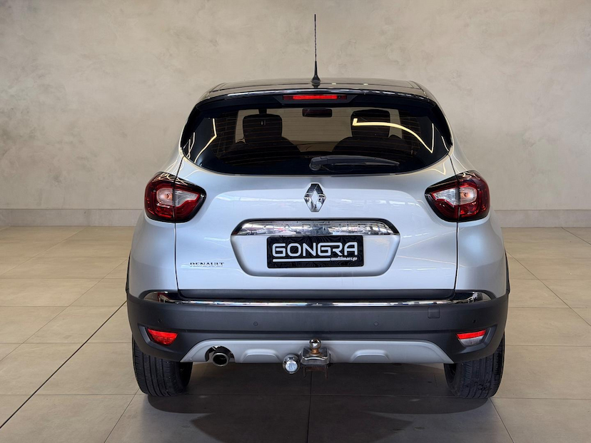 Foto do veículo RENAULT CAPTUR  INTEN 16A 2020 107.000 KM 74.900,00