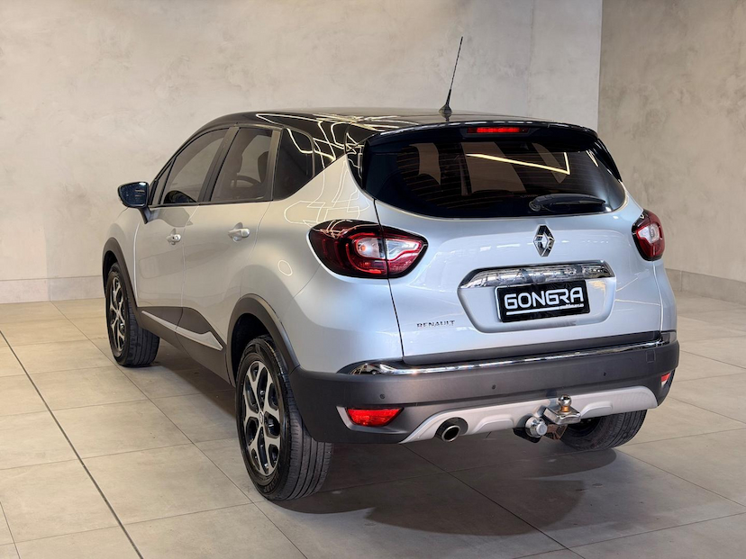 Foto do veículo RENAULT CAPTUR  INTEN 16A 2020 107.000 KM 74.900,00