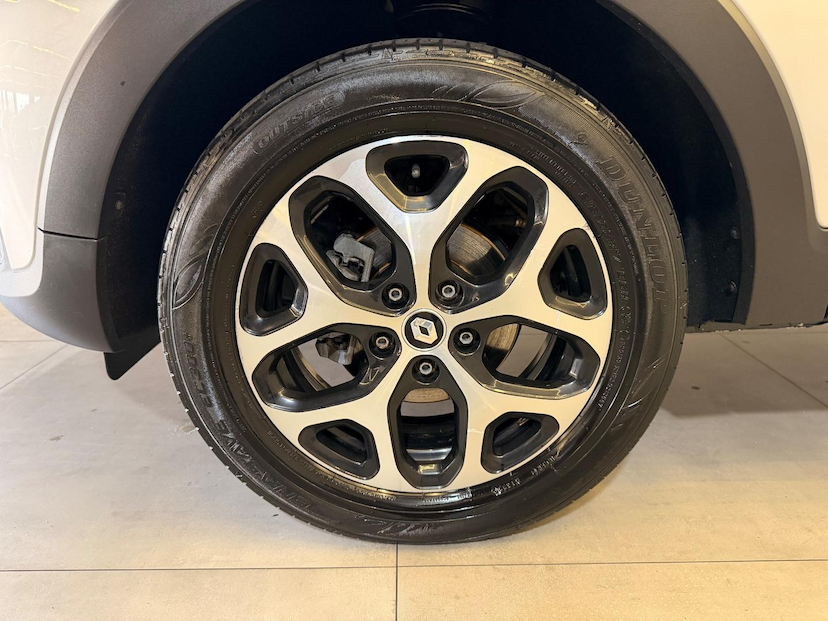 Foto do veículo RENAULT CAPTUR  INTEN 16A 2020 107.000 KM 74.900,00