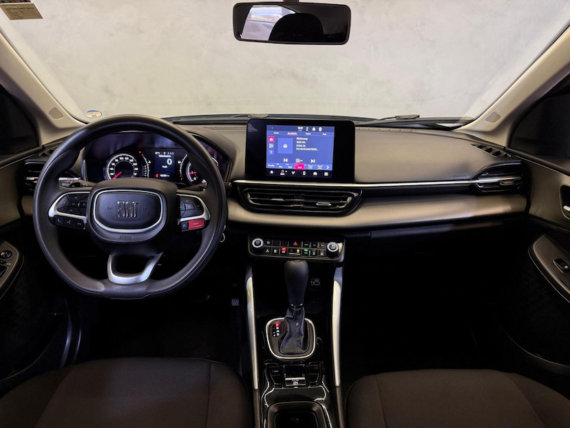 Foto do veículo FIAT FASTBACK  DRIVE 2024 33.748 KM 106.900,00
