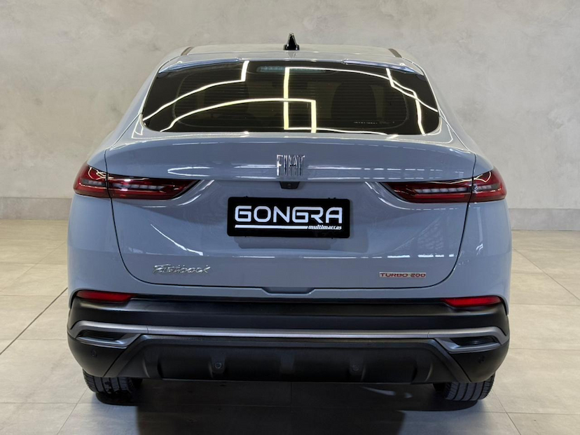 Foto do veículo FIAT FASTBACK  DRIVE 2024 33.748 KM 106.900,00
