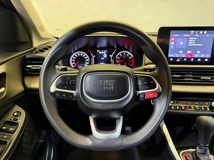 Foto do veículo FIAT FASTBACK  DRIVE 2024 33.748 KM 106.900,00