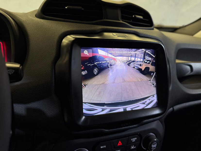 Foto do veículo JEEP RENEGADE  LGTD T270 2023 35.444 KM 106.900,00