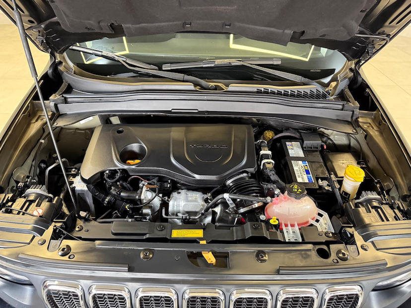 Foto do veículo JEEP RENEGADE  LGTD T270 2023 35.444 KM 106.900,00