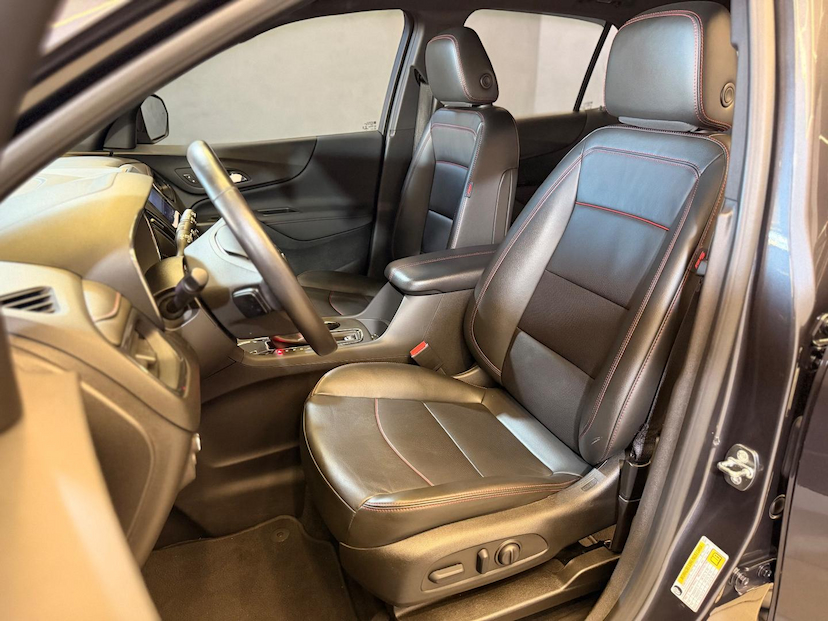 Foto do veículo CHEVROLET EQUINOX  15T RS 2022 23.000 KM 145.900,00