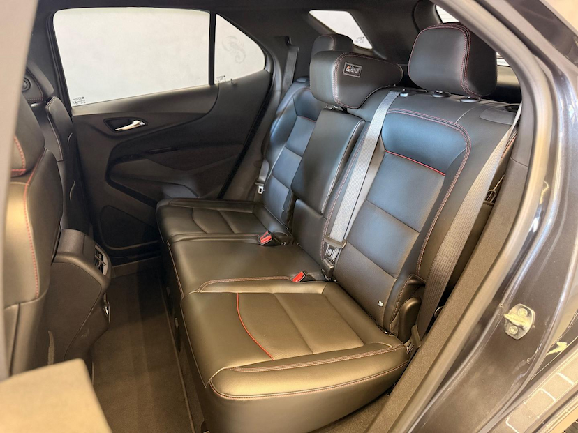 Foto do veículo CHEVROLET EQUINOX  15T RS 2022 23.000 KM 145.900,00
