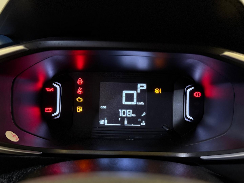 Foto do veículo CITROËN C3  FIRST ED AT 2023 105 KM 82.900,00
