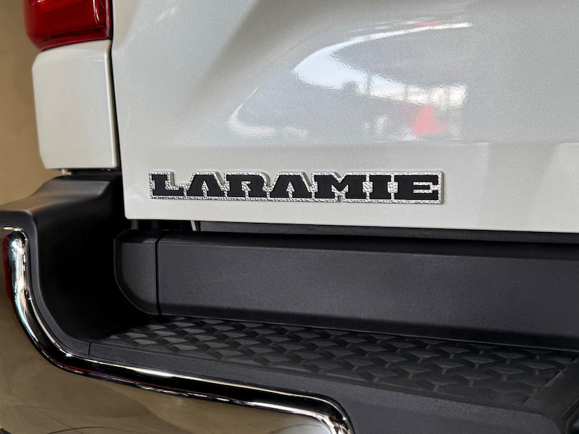 Foto do veículo RAM RAMPAGE  LARAMIE 2.0 GAS 2024 8.500 KM 209.900,00