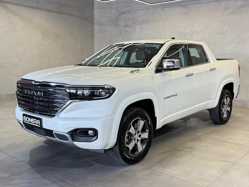 Foto do veículo RAM RAMPAGE  LARAMIE 2.0 GAS 2024 8.500 KM 209.900,00