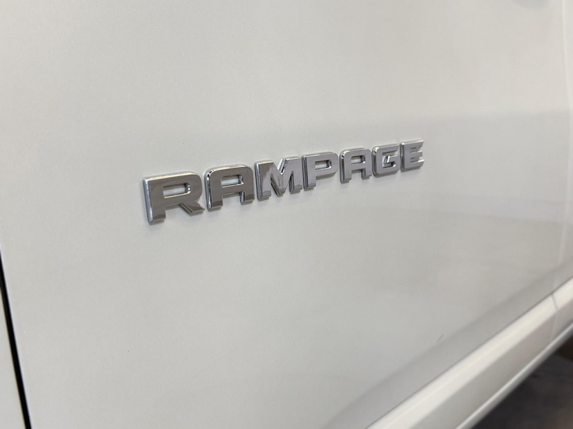 Foto do veículo RAM RAMPAGE  LARAMIE 2.0 GAS 2024 8.500 KM 209.900,00