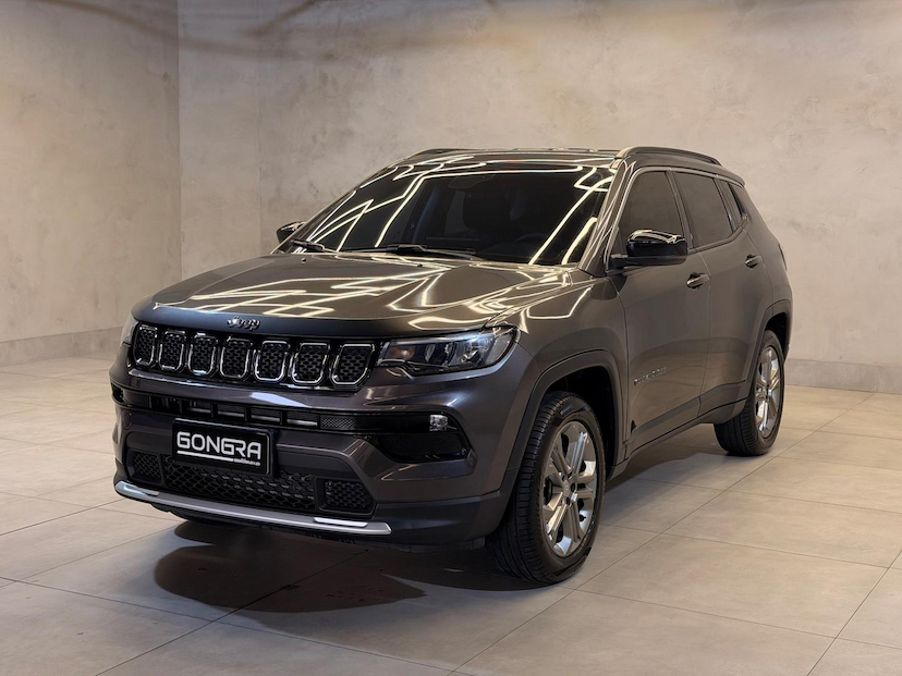Foto do veículo JEEP COMPASS  LONG TF 2023 23.064 KM 138.900,00