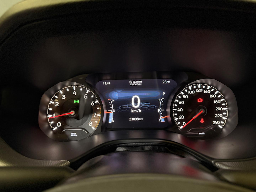 Foto do veículo JEEP COMPASS  LONG TF 2023 23.064 KM 138.900,00