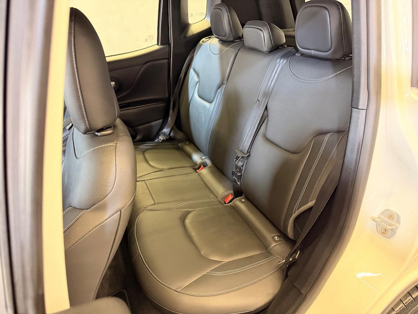 Foto do veículo JEEP RENEGADE  LGTD T270 2023 51.009 KM 104.900,00