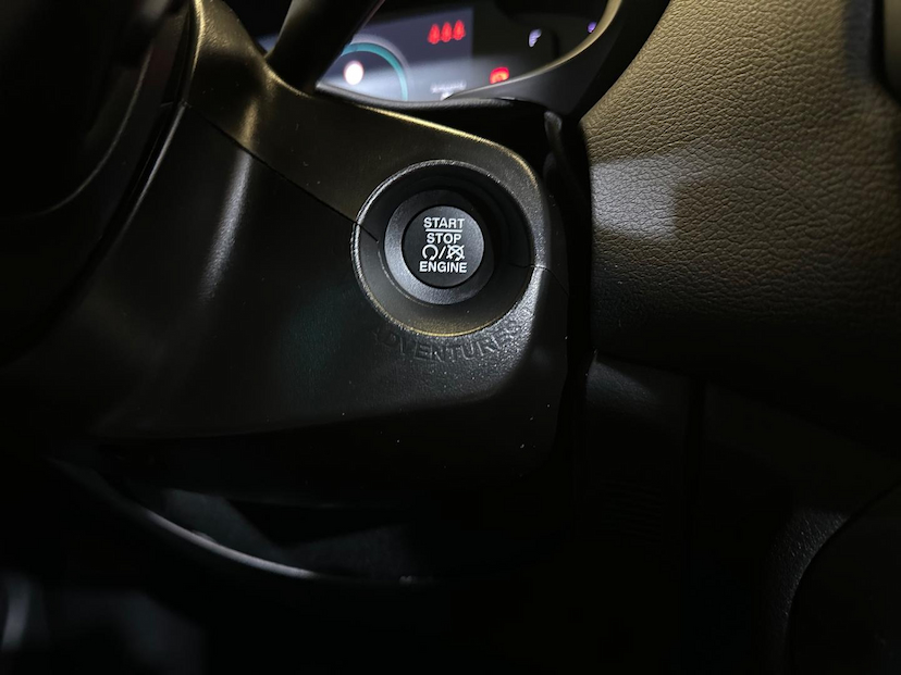 Foto do veículo JEEP RENEGADE  LGTD T270 2024 13.526 KM 119.900,00
