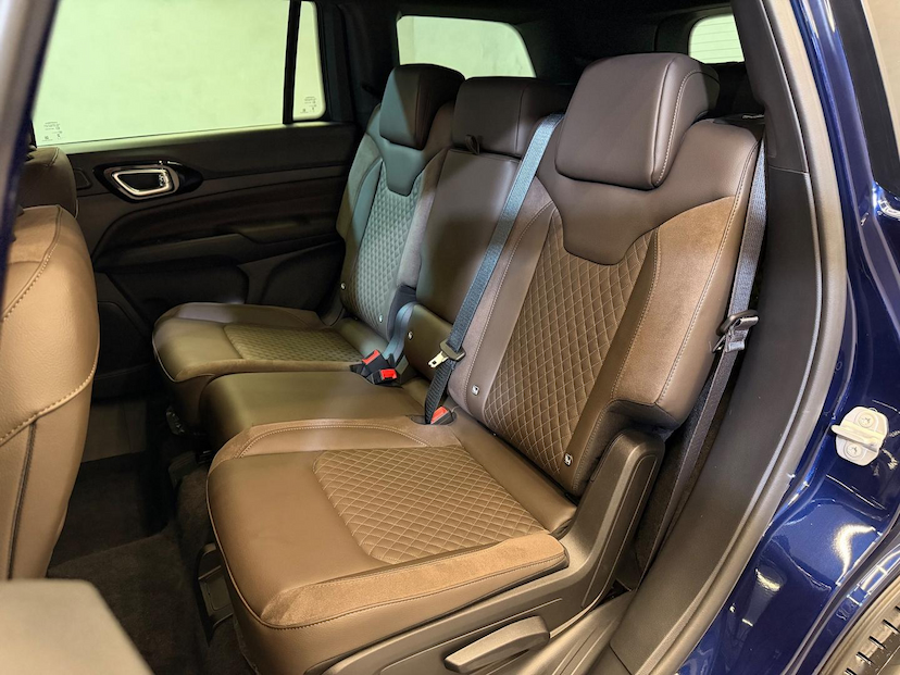 Foto do veículo JEEP COMMANDER  OVR T270 2024 2.743 KM 199.900,00