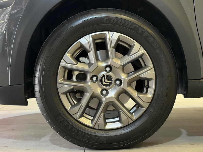 Foto do veículo CITROËN BASALT  FEEL 1.0 MT 24/25 2025 10.455 KM 87.900,00