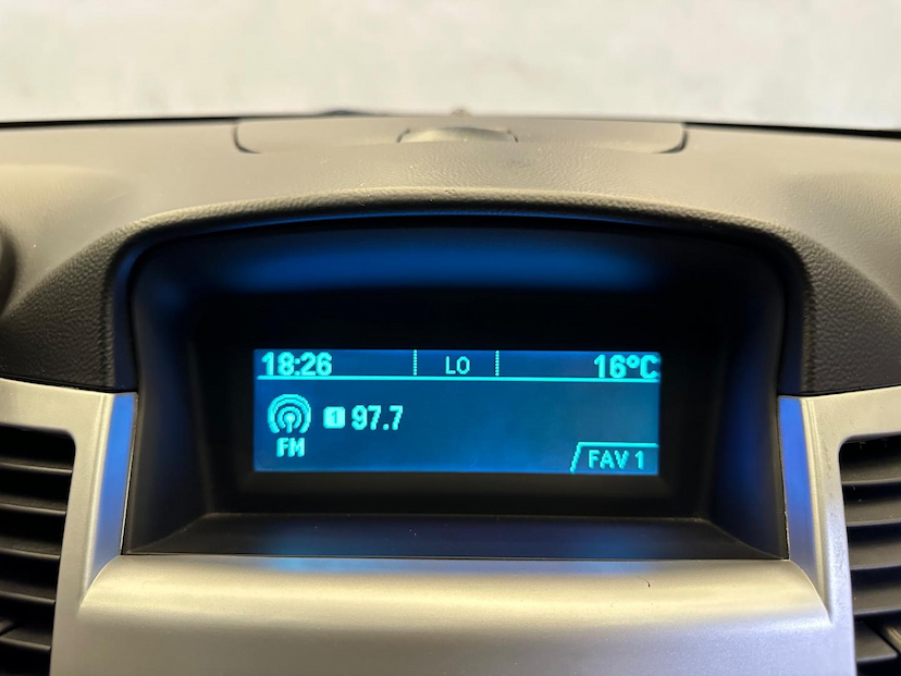 Foto do veículo CHEVROLET CRUZE  LT NB 2016 115.000 KM 73.900,00