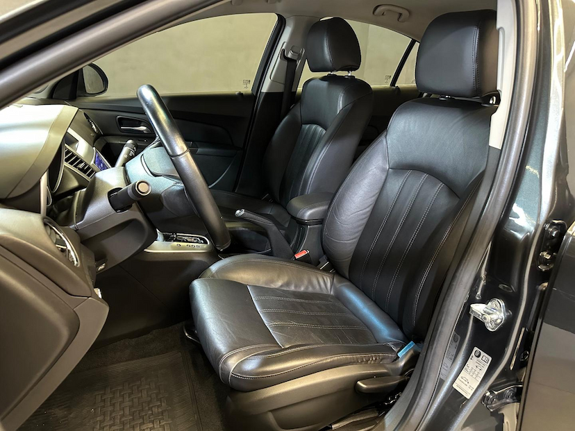 Foto do veículo CHEVROLET CRUZE  LT NB 2016 115.000 KM 73.900,00