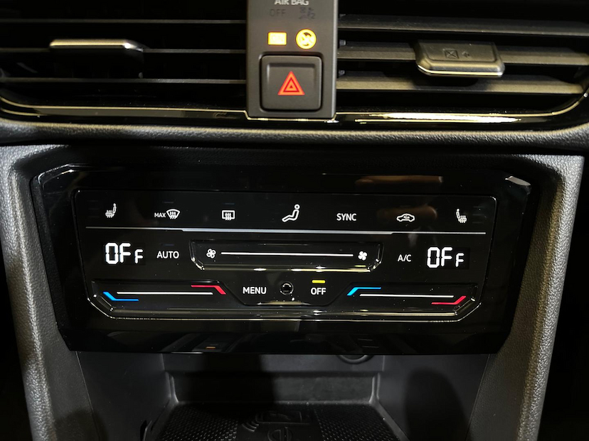 Foto do veículo VOLKSWAGEN TAOS  HL TSI 2024 10.569 KM 179.900,00