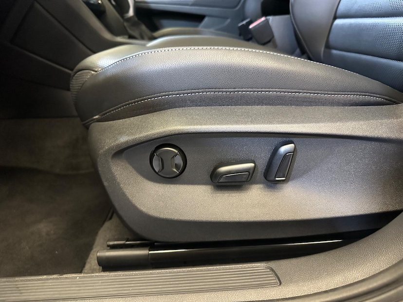 Foto do veículo VOLKSWAGEN TAOS  HL TSI 2024 10.569 KM 179.900,00