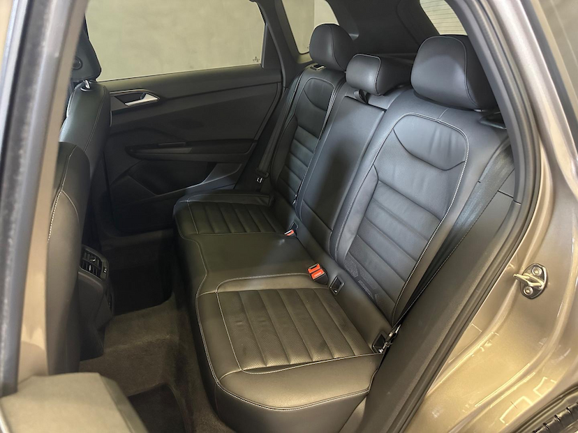 Foto do veículo VOLKSWAGEN TAOS  HL TSI 2024 10.569 KM 179.900,00