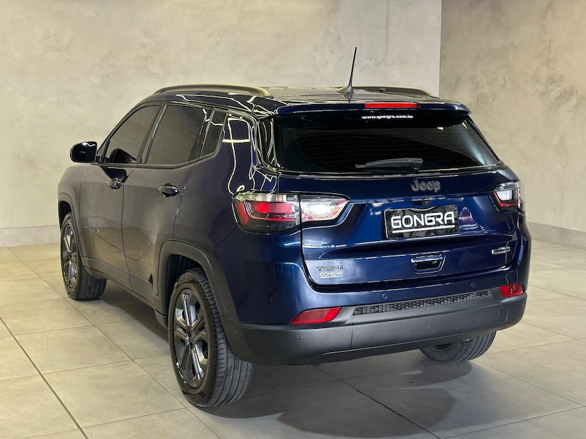 Foto do veículo JEEP COMPASS  LONG TF 2024 21.458 KM 146.900,00