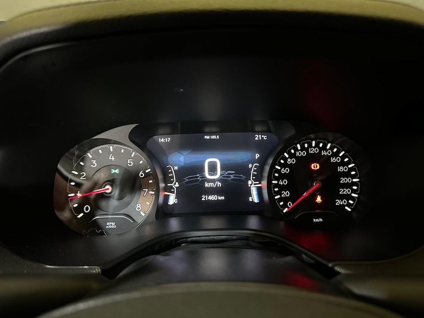 Foto do veículo JEEP COMPASS  LONG TF 2024 21.458 KM 146.900,00