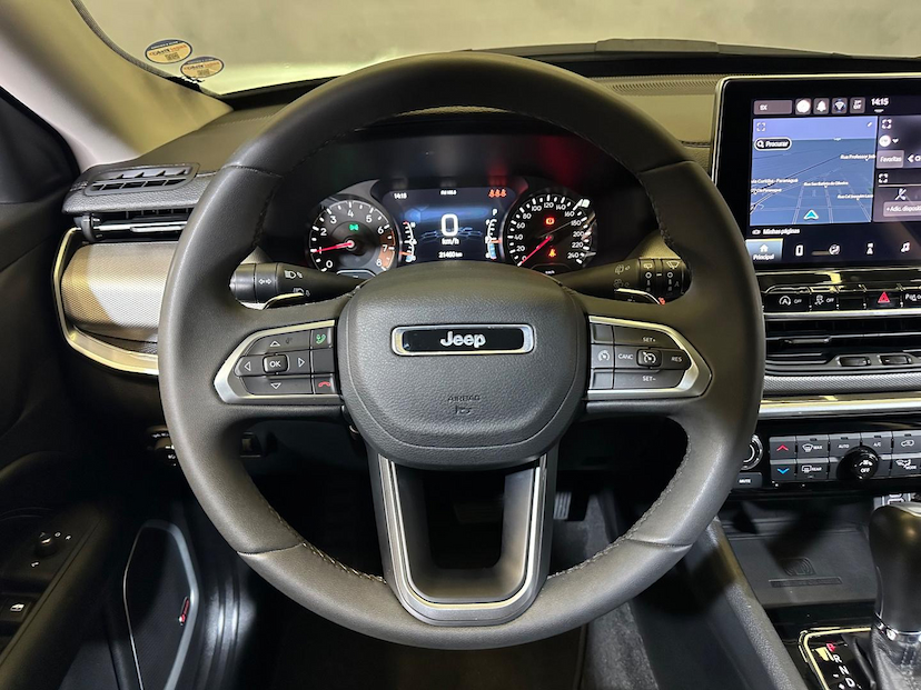 Foto do veículo JEEP COMPASS  LONG TF 2024 21.458 KM 146.900,00