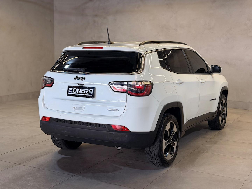 Foto do veículo JEEP COMPASS  LONGITUDE F 2017 103.469 KM 89.900,00