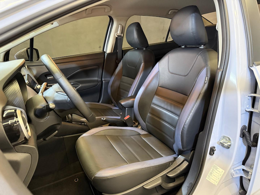 Foto do veículo NISSAN VERSA  EXCL CVT 2025 23.730 KM 122.900,00