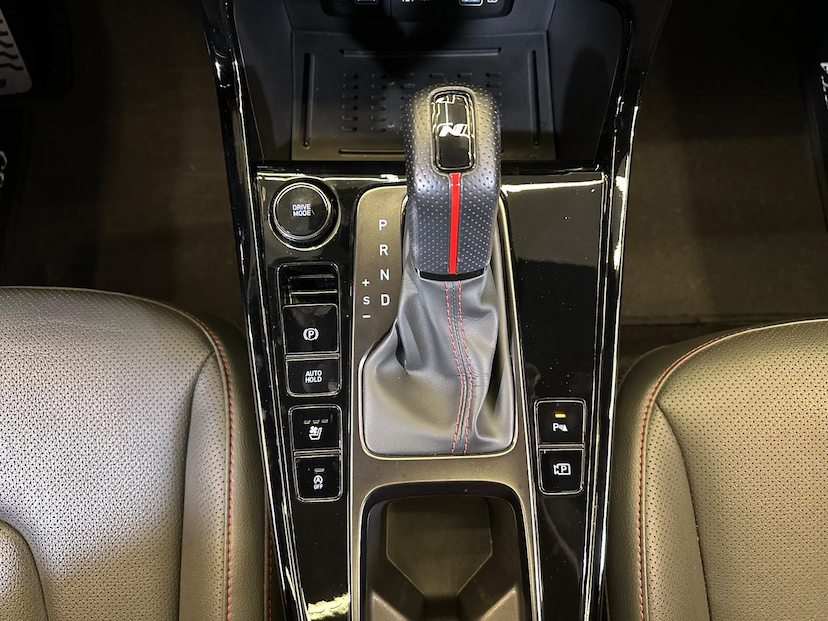 Foto do veículo HYUNDAI CRETA  TA NLINE 2023 34.765 KM 134.900,00
