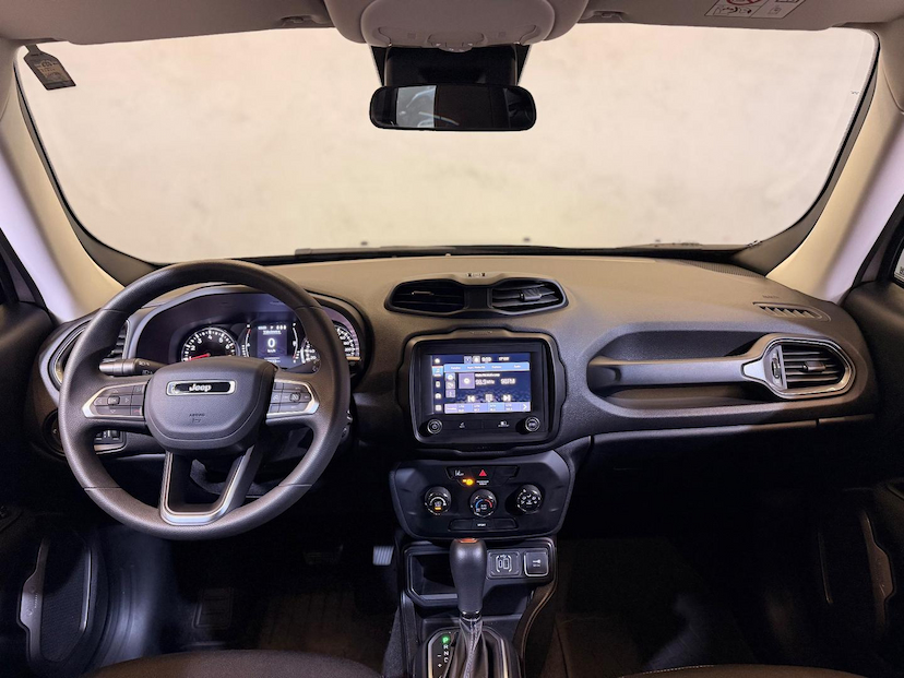 Foto do veículo JEEP RENEGADE  SPT T270 2022 19.620 KM 102.900,00
