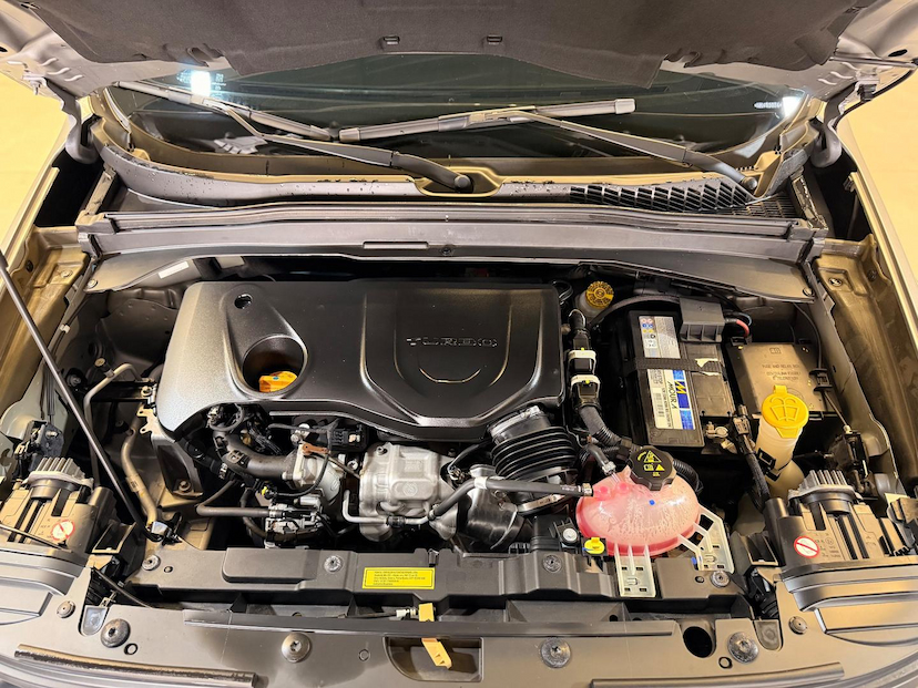Foto do veículo JEEP RENEGADE  SPT T270 2022 19.620 KM 102.900,00