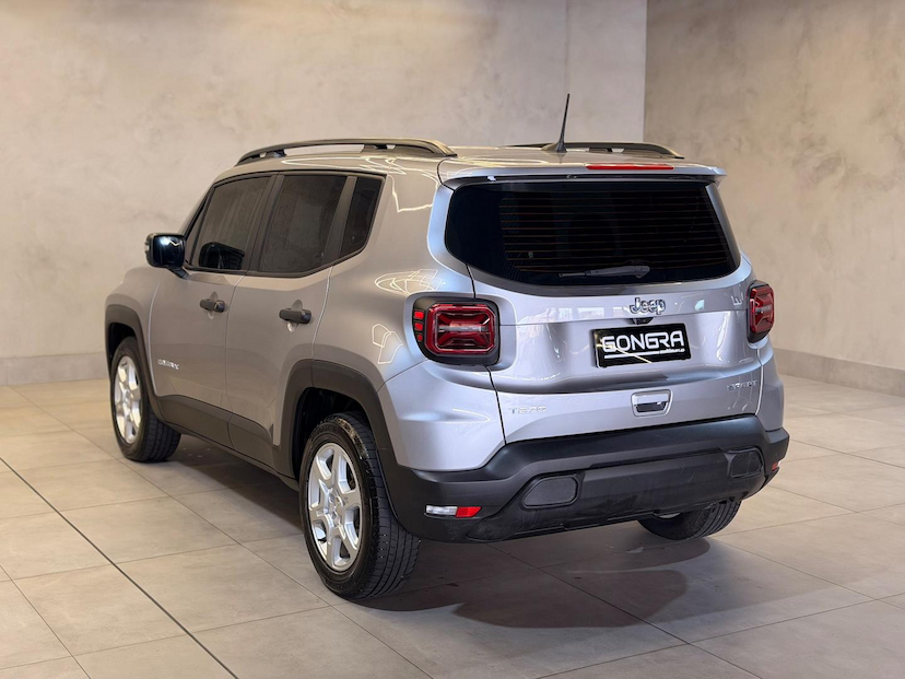 Foto do veículo JEEP RENEGADE  SPT T270 2022 19.620 KM 102.900,00