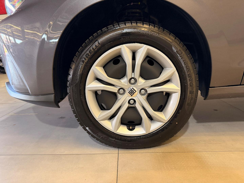 Foto do veículo FIAT ARGO  DRIVE 1.0 2025 62.461 KM 67.900,00