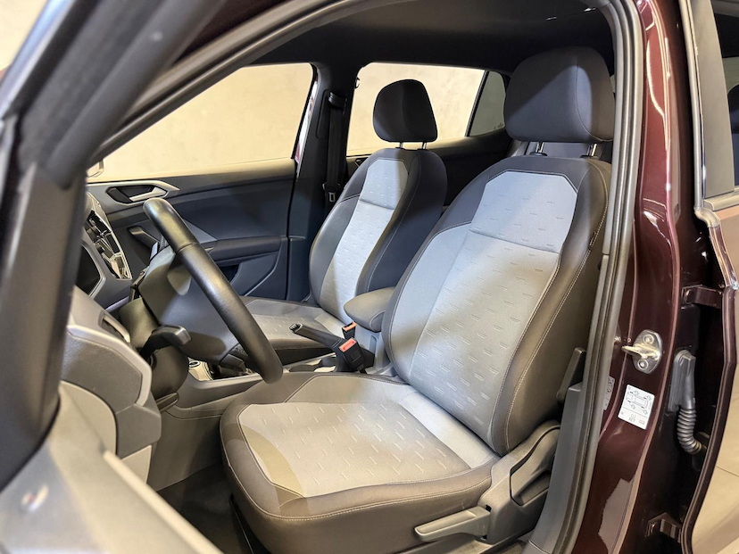 Foto do veículo VOLKSWAGEN T-CROSS T CROSS CL TSI AD 2020 70.479 KM 98.900,00