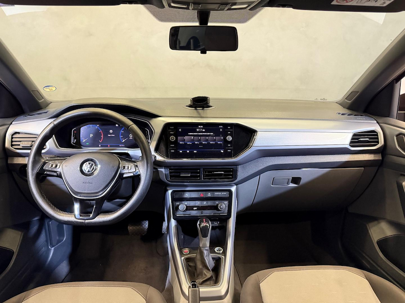 Foto do veículo VOLKSWAGEN T-CROSS T CROSS CL TSI AD 2020 70.479 KM 98.900,00